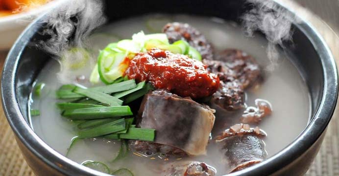 6탄 조봉순 순대국밥(육수+순대)