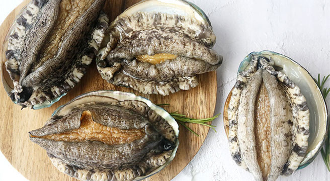 (신선집중) 바다마을 푸르른 완도 활전복 대왕특대 6-7미 1kg (산소포장)